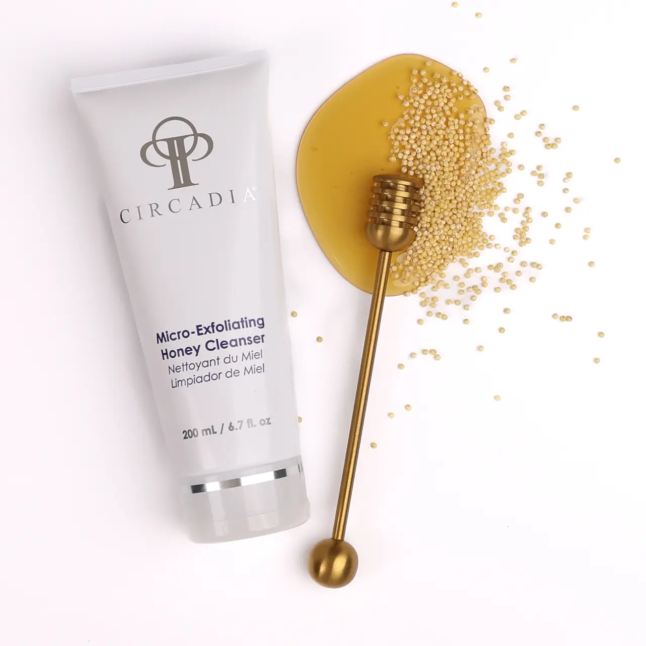 Očištění pleti s Circadia - Micro-Exfoliating Honey Cleanser