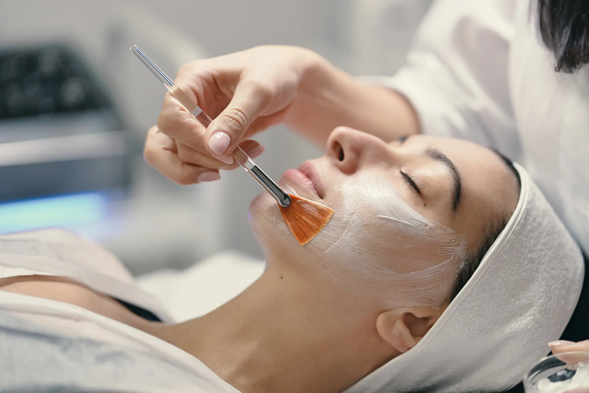 Peelingy a enzymatické procedury Circadia: jaké účinky lze dosáhnout?