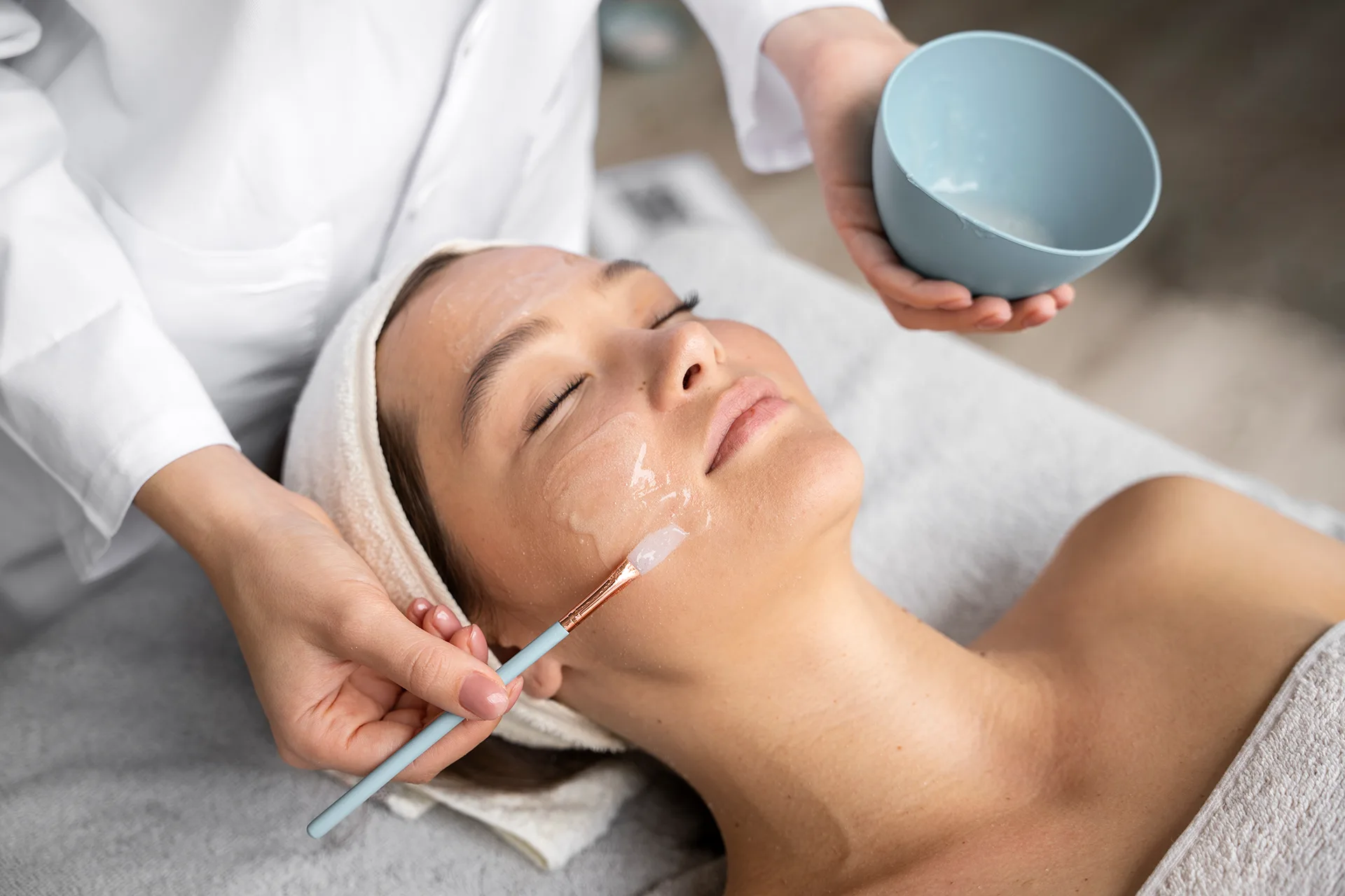 Chemické peelingy Circadia: jak vybrat ideální pro svůj typ pleti?